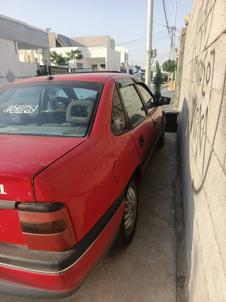 سياره للبيع دير محرك شهر 20 رقم غير محرك شرطه م فقط 46صبر ثمانيه***********
