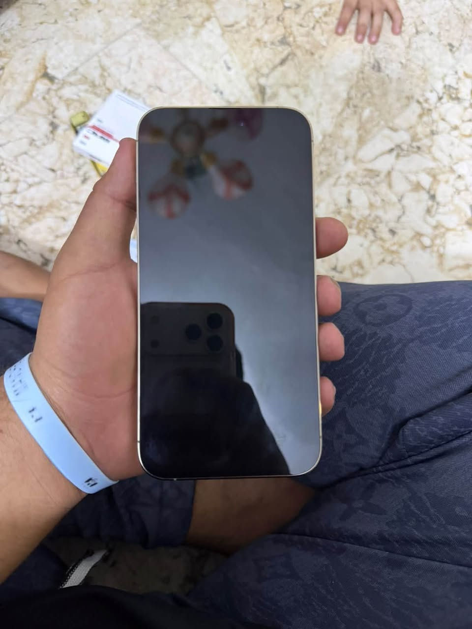 سلام عليكم
جهاز 14 برو ماكس ماستر جديد
 بطاريه93بلاديه 
السعر 850 وبي مجال قليل 
رقم ***********
الشراي يتصل
