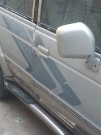 كالوبر موديل 93 بغداد سياره نضيف وجاهزه اتصل على رقم صاحب سياره 077086...