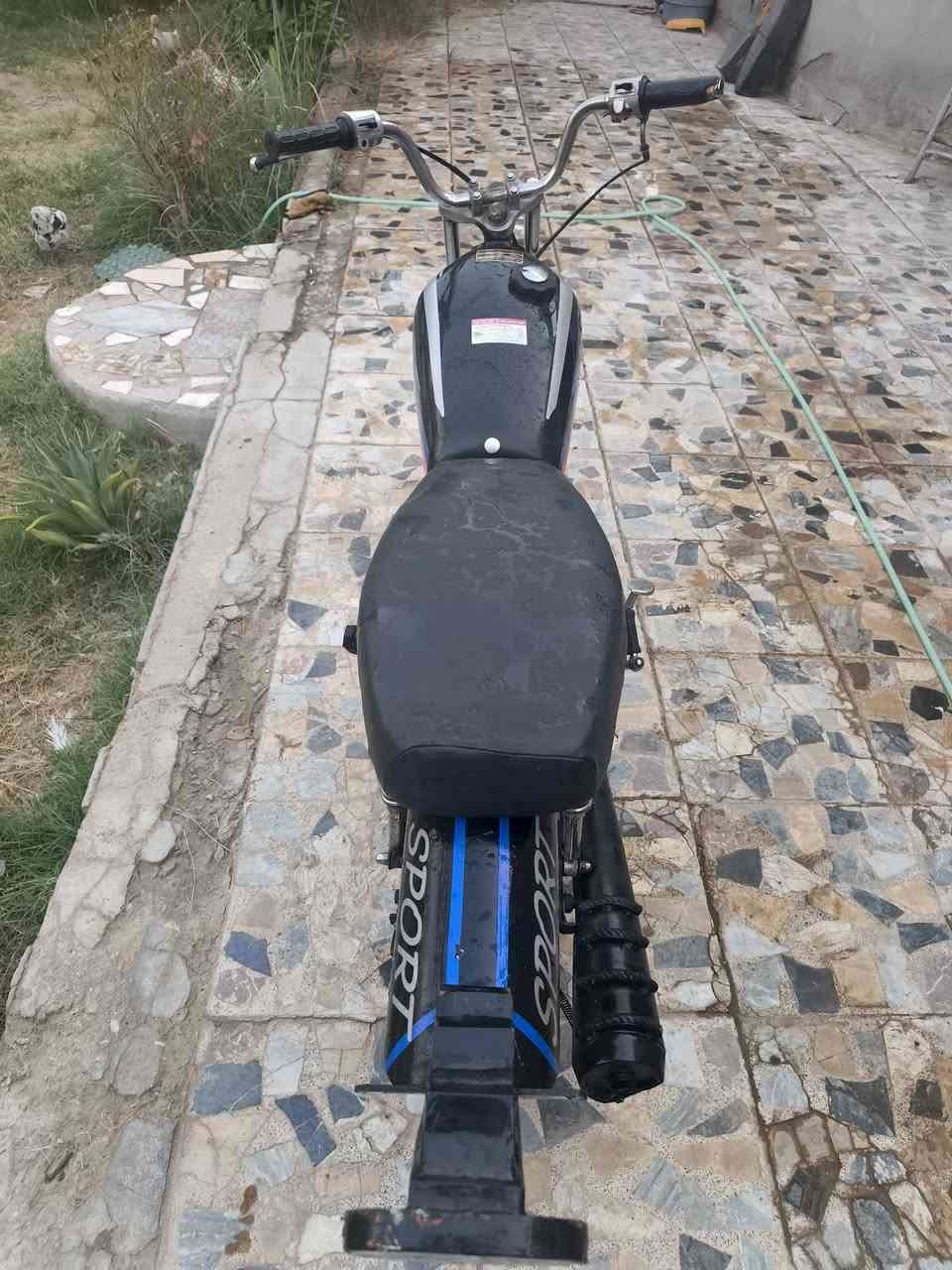 سلام عليكم اربعه كير كلك كلك بيها بليته ورقم شاصي مكفوله مكينه ناعمه ودراجه تعمير جديد رايدها ب 325 وبيها مجال للشراي ***********

