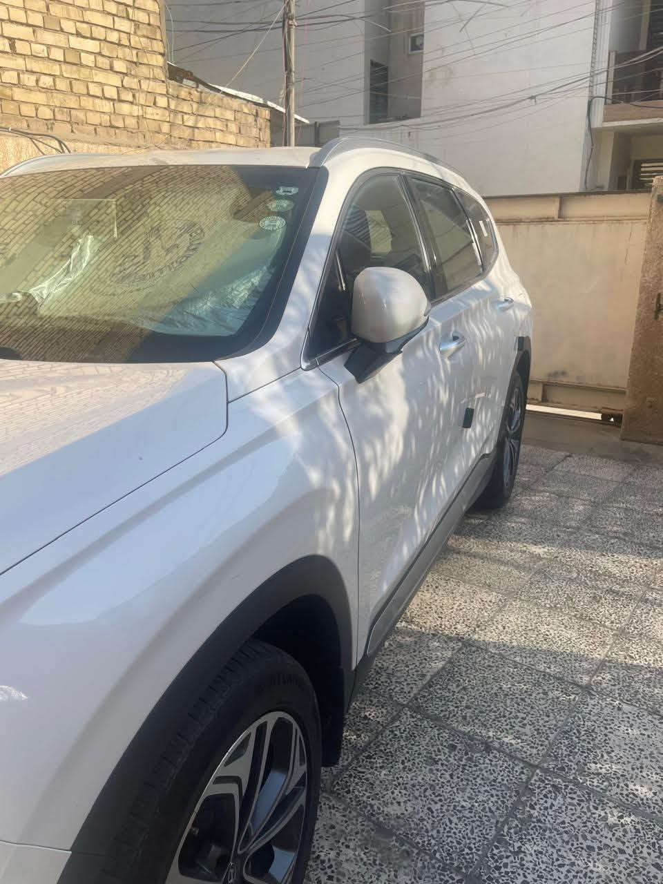 للبيع سنتافي 2019 خليجي
ماشيه 117 رقم اربيل 
فول مواصفات عده البانوراما
داخل جلد قرميدي+ بردات خلف السائق
زنون عالي ناصي بلوجكتر بلادي
شاشه كار بلي
سبعه راكب
فور ويل 
تحكم ستيرن جهتين حساس امامي خلفي 
تبريد 3 قطع 
صبغ ربع الصندوك بدون حادث والباقي كفاله عامه
السعر 220 ورقه وبيه مجال بسيط ***********.      السعر٢٢ ألف دولار
