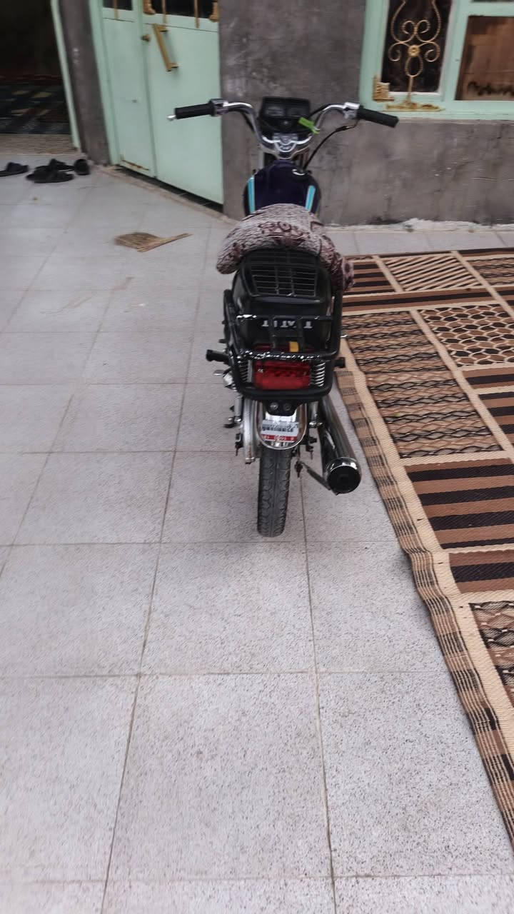 السلام عليكم
أربعة كير نامه للبيع موديل ٢٣   للاستفسار ***********
