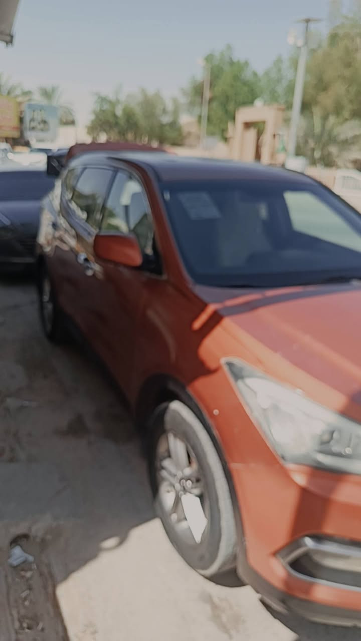 السلام عليكم سنتافي اللبيع موديل 17 امريكي محرك جي دي بيها اربع قطع صبغ بدون معجون وبيه ضربه بجيه اليمنه مكان دبل ضربه عابره غرفته جديده   سعر 98 وبيها مجال سماوه القشله رقمي ***********
