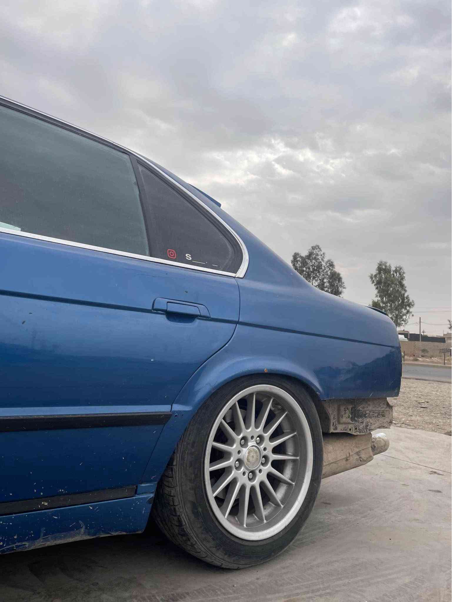 بي ام ٥٤٤i • موديل ١٩٩١ • عين التمور