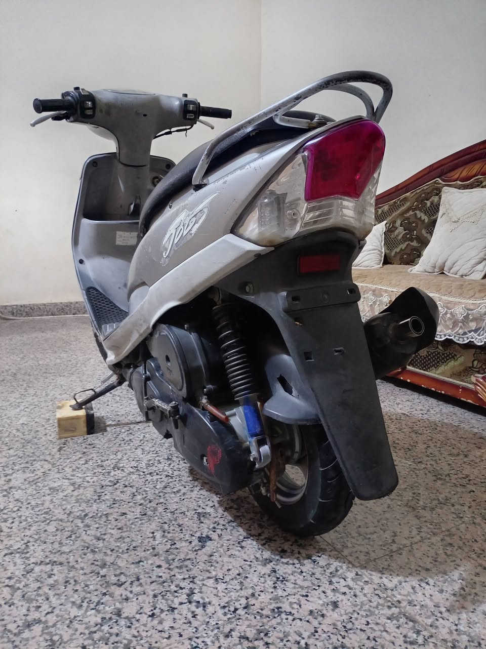 ماكس لبيع دراجه ختم واحد ويه المحرك كفاله سعر ٦٠٠وبيه مجال لشراي مكان حله رقم الهاتف ***********
