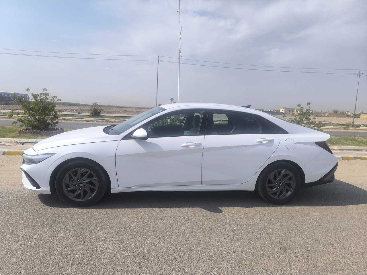 الانترى 24 امريكي رقم شهداء بسمي مرقم وجاهزه السياره مكينه 2000 دوش ماشيه 52 صور الحادث فقط دعامه وبنيد نفسه مصلح مامفتوح برغي بيها موجوده اسويلك وكاله عامه السعر 155 بيها مجال مكاني ذي قار قضاء الدوايه اللاستفسار ***********@
