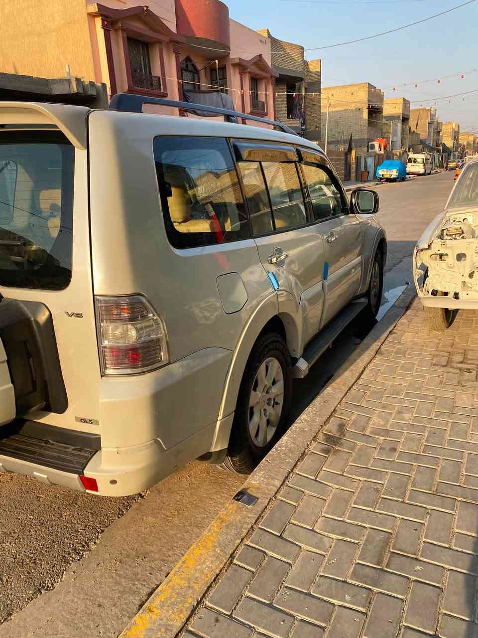 السلام عليكم باجيرو٢٠١٠ فول موصفات السعر ١٢٥ بيها مجال ***********
