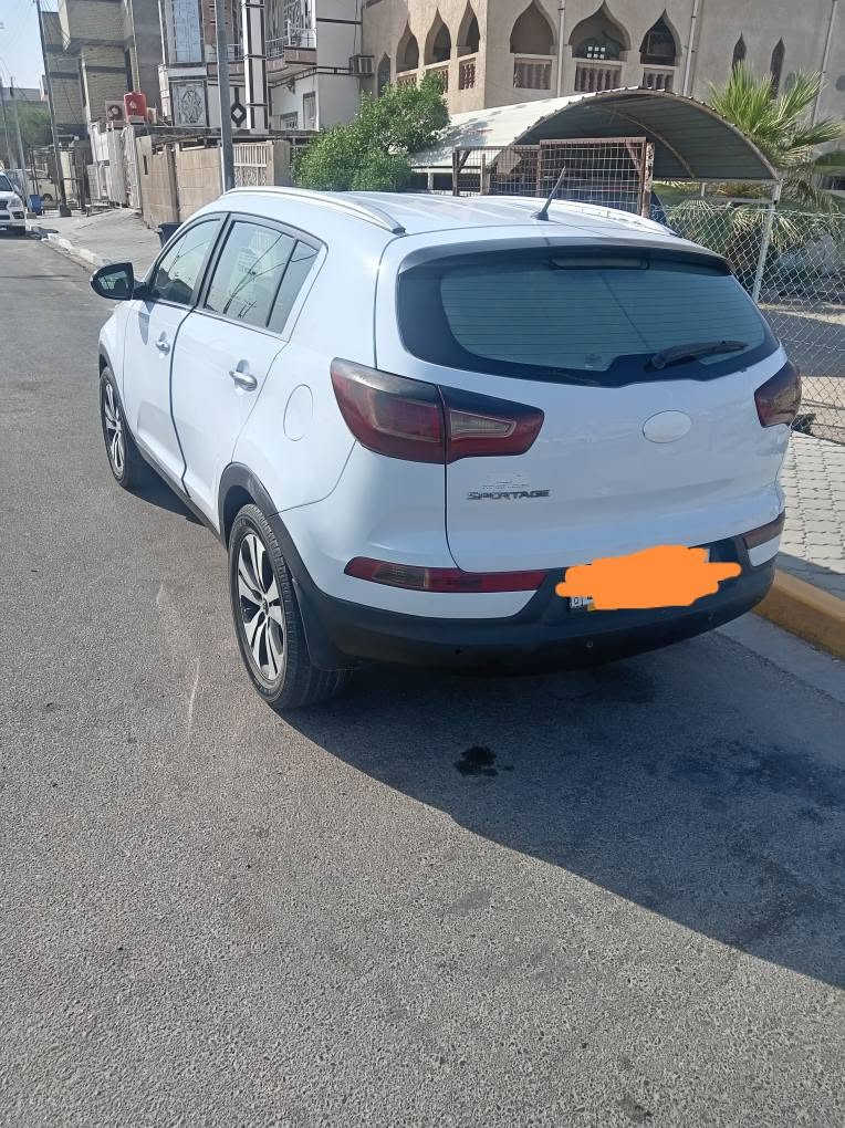 سبورتج للبيع 2014 خليجي بيه بارد والباقي كفاله السياره جاهزه المكان الزبير تفاصيل اكثر اتصل ع الرقم *********** البصرة, العراق
