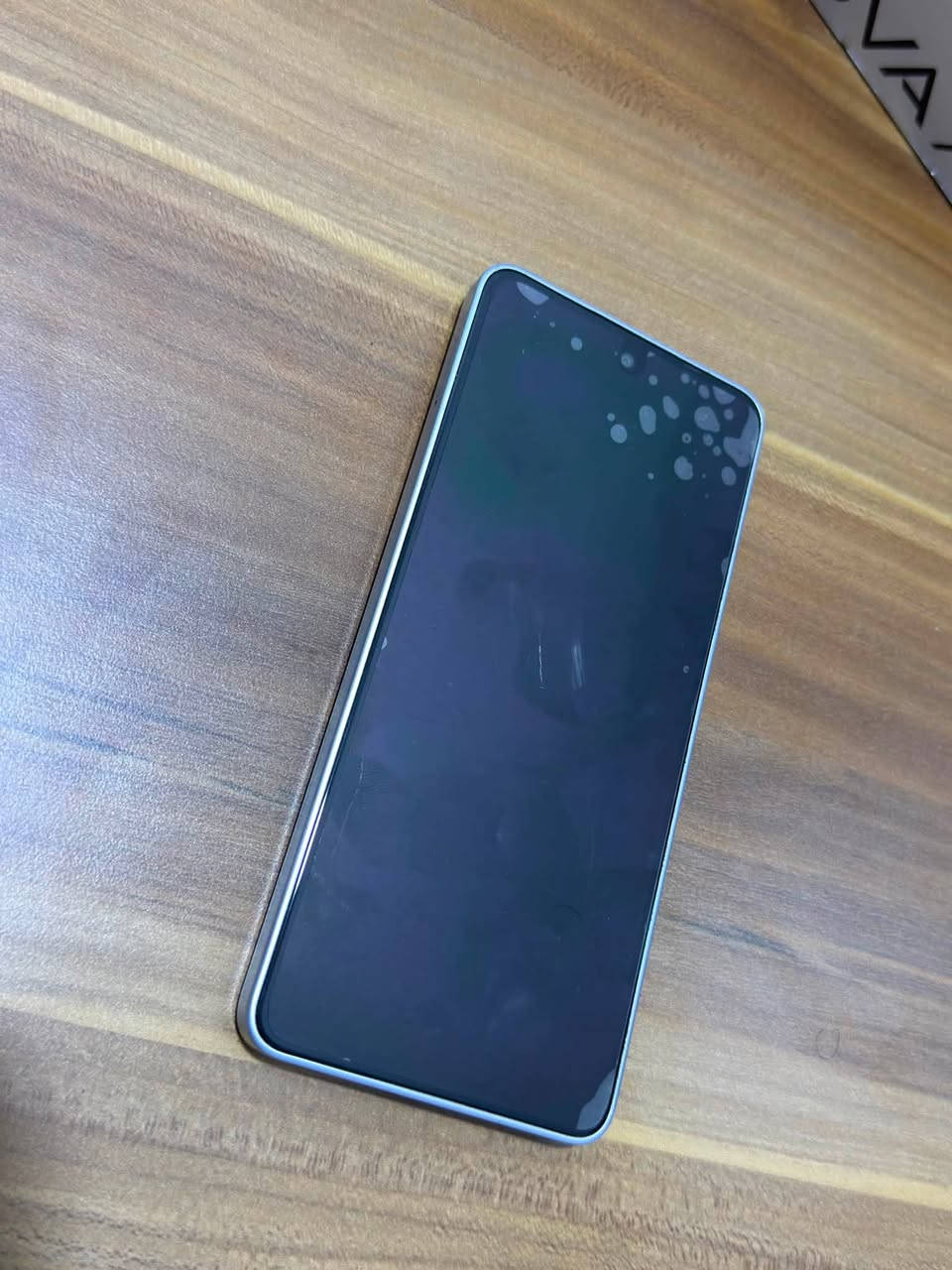 جهاز تكنو بوفا 7 للبيع ذاكره 256 رام 8+8 جهاز نظيف و شاشته نظيفه بي فقط فطر صغير بالضهر الي يفيده الجهاز سعره 275 الف و بي مجال بسيط ملحقاته كامله ويا مكاني بغداد حي الجهاد 
*********** واتساب

