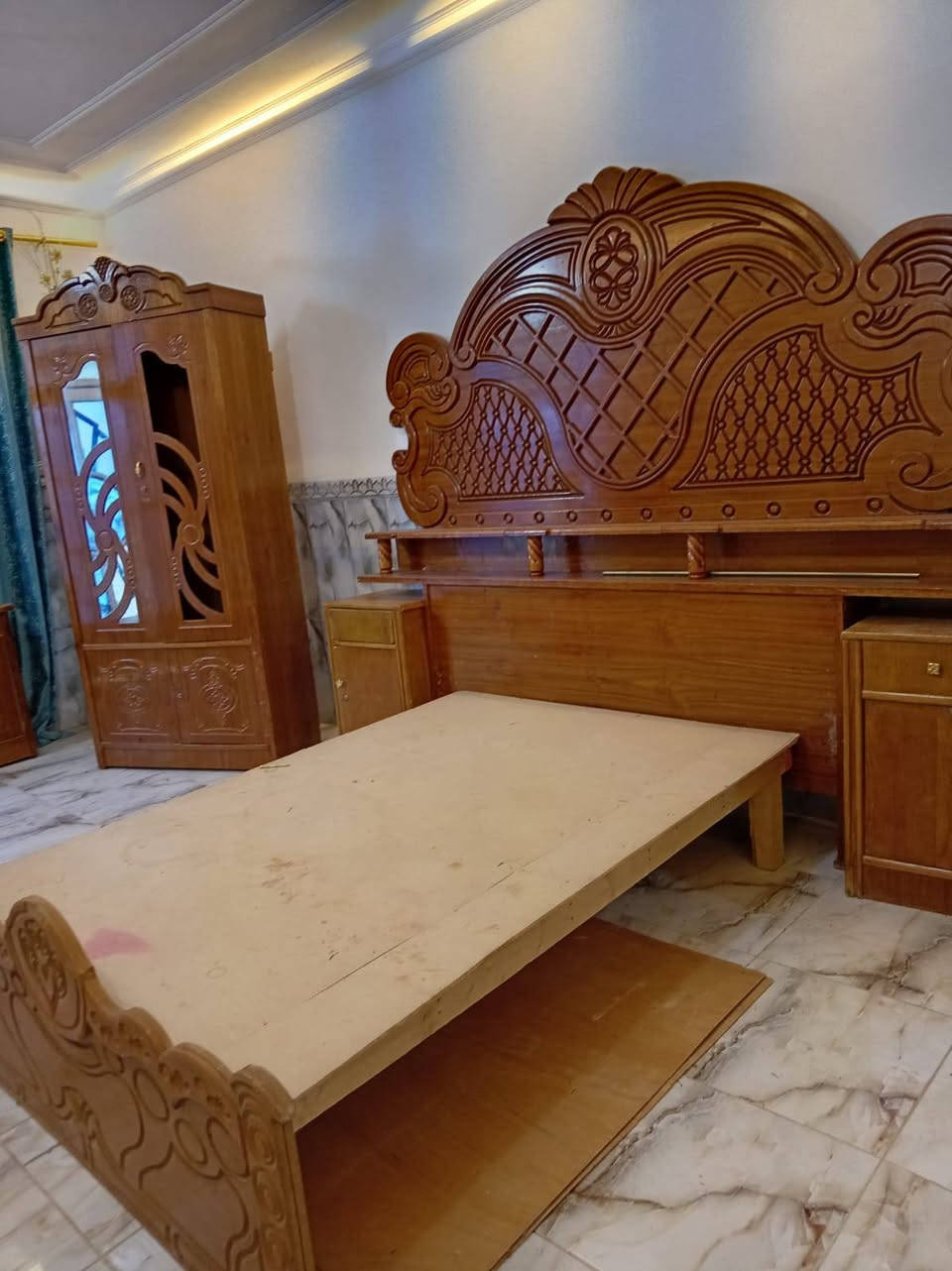 غرفه اخشاب • بيه مجال