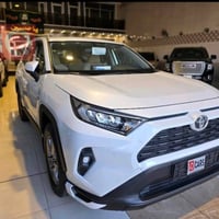 للبيع راف 4 موديل 25 وكاله عبد اللطيف سياره ماشيه 12 الف كيلو  جديده و...