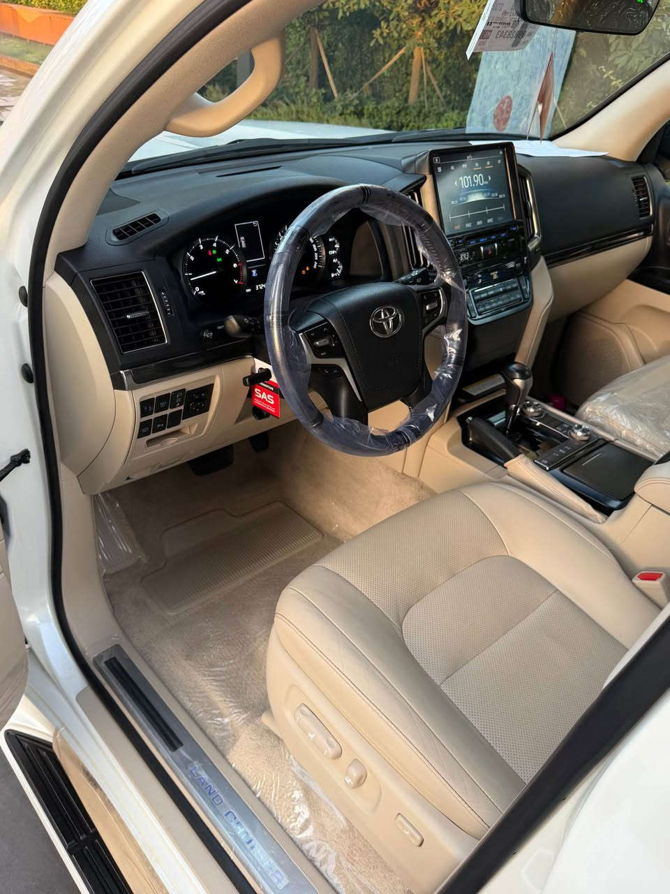 Land cruiser GXR 2021 V6 37,000km
 ‏Grand turing
لاندكروزر 2021  GXR
‏‎ملاحظە : الاخوان رجائن بس بیع نقد بدون مراوس🫡

ماشاالله سياره كارتونيه لوك لوك شرط
سياره زيرو شريكه ساز باب اولا (بريمي)
سياره زيرو شريكه تويتا عيراق ساز 
سياره مواصفات (بريمي ) درجه اولا 

شرط الفحص كفاله عامة من جميع النواحي لا شخط لا رصعه لا رمل لا بارد لا صبغ ابد جديده حيل الي يدور جديد ومناسب 

أخت زيرو بل كارتون كل عيراق نفص ماكو
‏‎لاندکروزر 2021 _ ساز باب اولا
‏‎💎محرک 8 سلندر (4,600)
‏‎⌛️ماشي 37,000 ألف كيلو شرط
‏‎💎   +سماعة بيلادي +فرشات بيلادي مجوود + داخل بيجي + غراضات كل موجود

‏‎💎 مكفولة كفالة عامة من الدعامية إلى الدعامية _ سياره كارتون لوك جديد 📦
‏‎ 💎 بدون صبخ .بدون بارد  ،بدون رصعات ،بدون حتى شخط . حتا رمل مابيها
‏‎دعاميات هم بدون صبغ ،رمل مابي ،لحية بدون صبخ ..بقية كلها بشرط

‏‎🧬فول فول مواصفات
‏‎شاشة كبير لمس كاميرا حاسة رادارات
‏‎كاميرات 3 شاشات سيلاد فتحة سقف 
‏‎كشن جلد كشن كاراباي شحن موبایل  8 اريباك تبريد مركزية
‏‎بصمة تشغيل عن بعد باب جاك سلاجة ليد زينون 
‏‎تحكمات ستيرن دبل فوليوم فورويل هوك
‏‎سيارة بها 2 بصمة من شركة جديد جدأ 
‏‎سيـارة عل نظافتها احسبها صفر زيرو

💎 تخم تاير دنلوب الاصلي

‏‎ 💎محرك كير بشرط مامفتوح
‏‎سيارة حيل نظيفة كلشي عل بلاد لوك
‏‎سنوية زنكة كلشي جديد  
‏‎باسمي السنوية بشرط تحويل و خرامة 
‏‎سيارة مابيـها دينار مصرف كامل من كل نواحي

‏‎♻️نفسي يوم /تحويل و وكالة حاظر رقم سلیمانیە
‏‎📍مكانك /داخل سليماني

‏‎☎️موبايل / ***********
💵سعر / 575$ ورقه السليمانية, العراق
