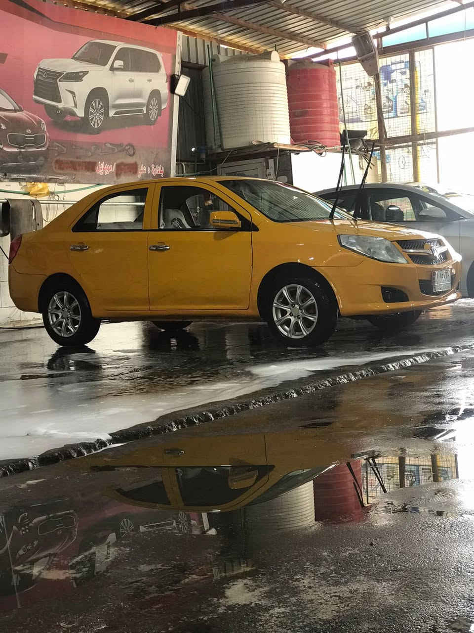 السلام عليكم جيلي mk 2012 سياره بأسمي السعر ٢٧ مطلوبه هيئه 300 ينزل من سعرها 
ذي قار ناصريه ***********
