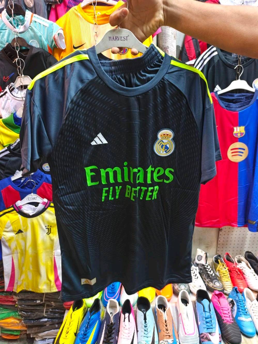تيشيرت خاص • مقاسات M-XL • دريس وشورت