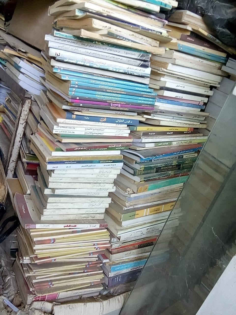 توجد لدينا تصفية مكتبة لبيع الكتب وكل ١٠٠كتاب بسعر ٦٠الف دينار مع التوصيل المجاني لجميع المحافظات***********
