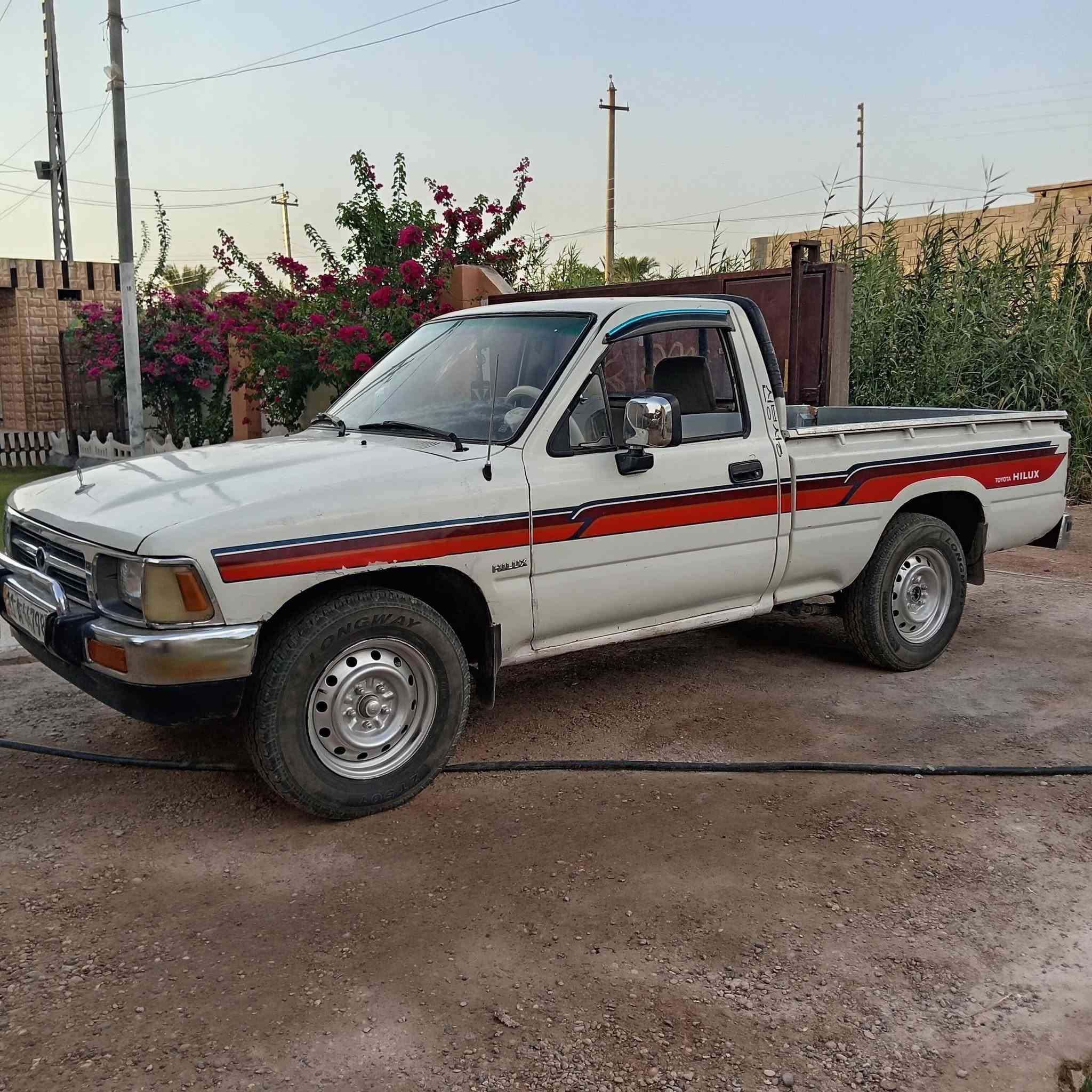 السلام عليكم
للبيع بيكم تك موديل 92
َمكاني الخالديه
سعرها 60 بيها مجال
***********
