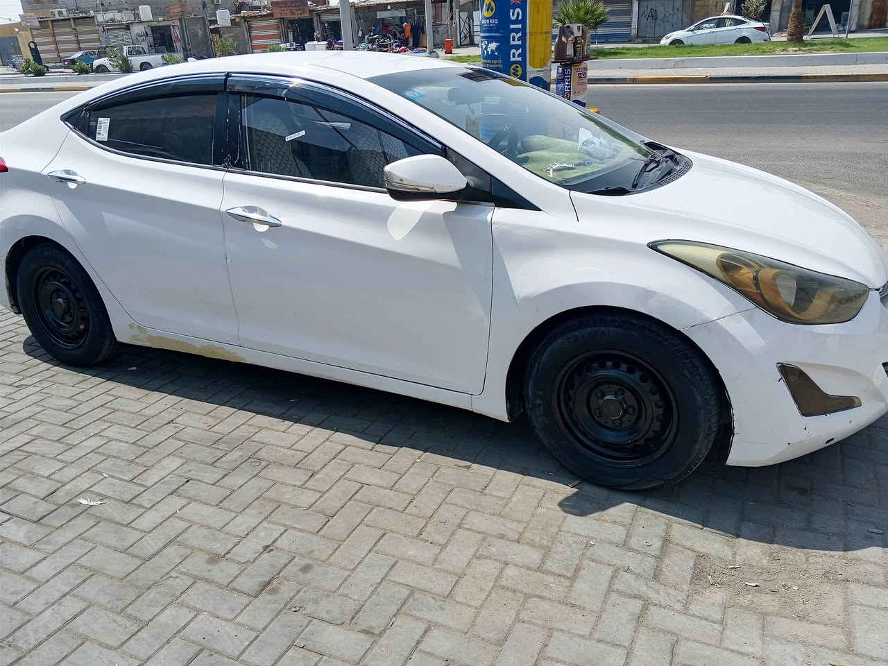 هونداي افانتي وارد كوري ...السعر 83$
موديل 2014...
حجم المحرك 1600GDI
السنويه بسمي هزه جديده ورقم جديد ..تنتهي السنويه 29
كير ومكينه وحداده وتبريد و كهربائيات جاهزه 
المكينه مفتوح بيها كازكيت ...
دواخل السياره نظيفه ..
بيها صبغ صفحة السائق بدون معجون وبدون ضربه 
الجهه الثانيه بيها بارد شوف العين ..
مكان السياره بالبصره شارع التأميم 
السعر 83$
***********
