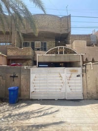 بيت الغزاليه للايجار مساحته125 يوجد فيه ثلاث غرف  هول  صاله  حمامات عد...