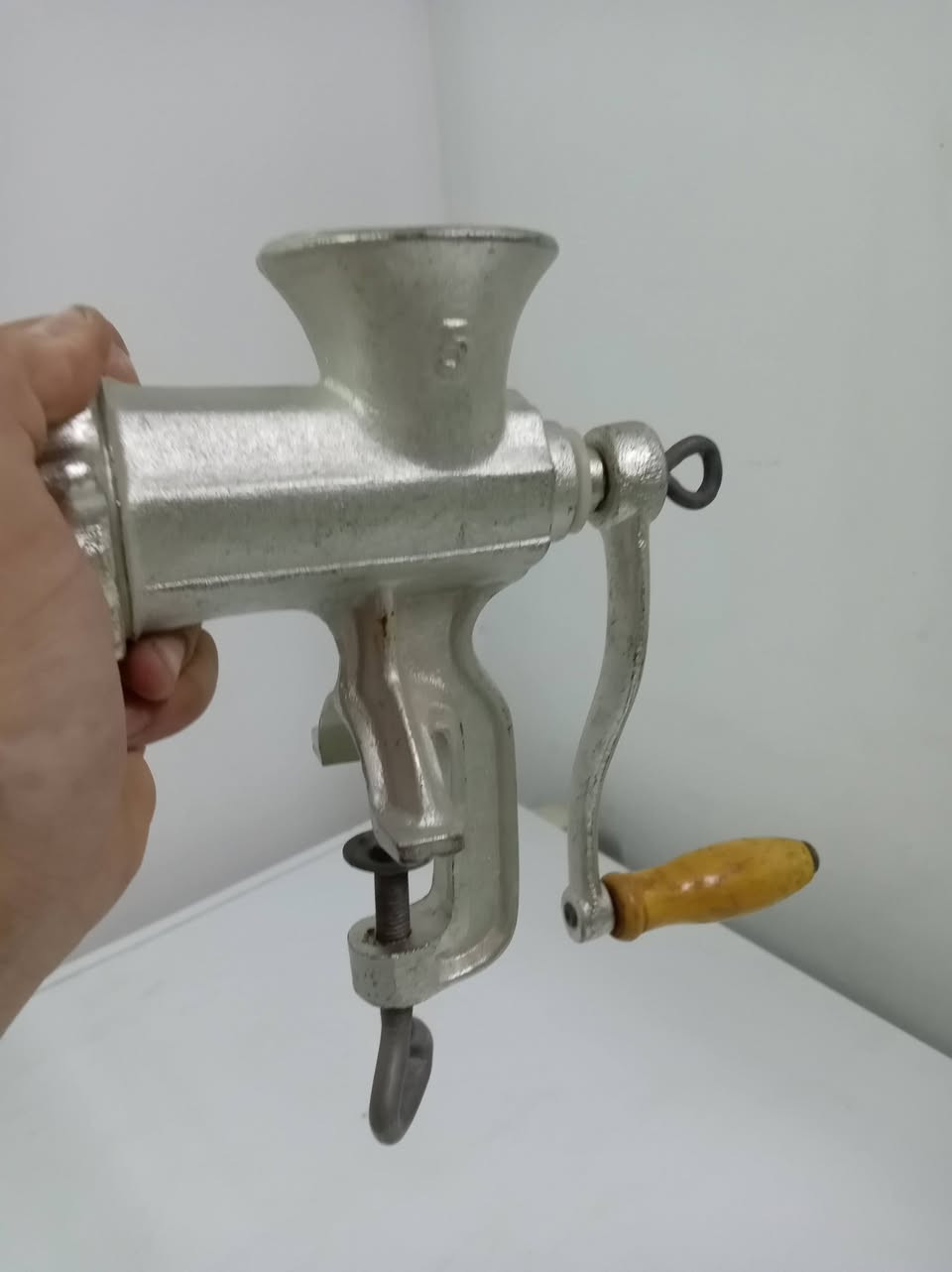 مفرمه لحم 🍖 يدوي سعره 18 قفل عنوان كركوك روناكي الرقم ***********
