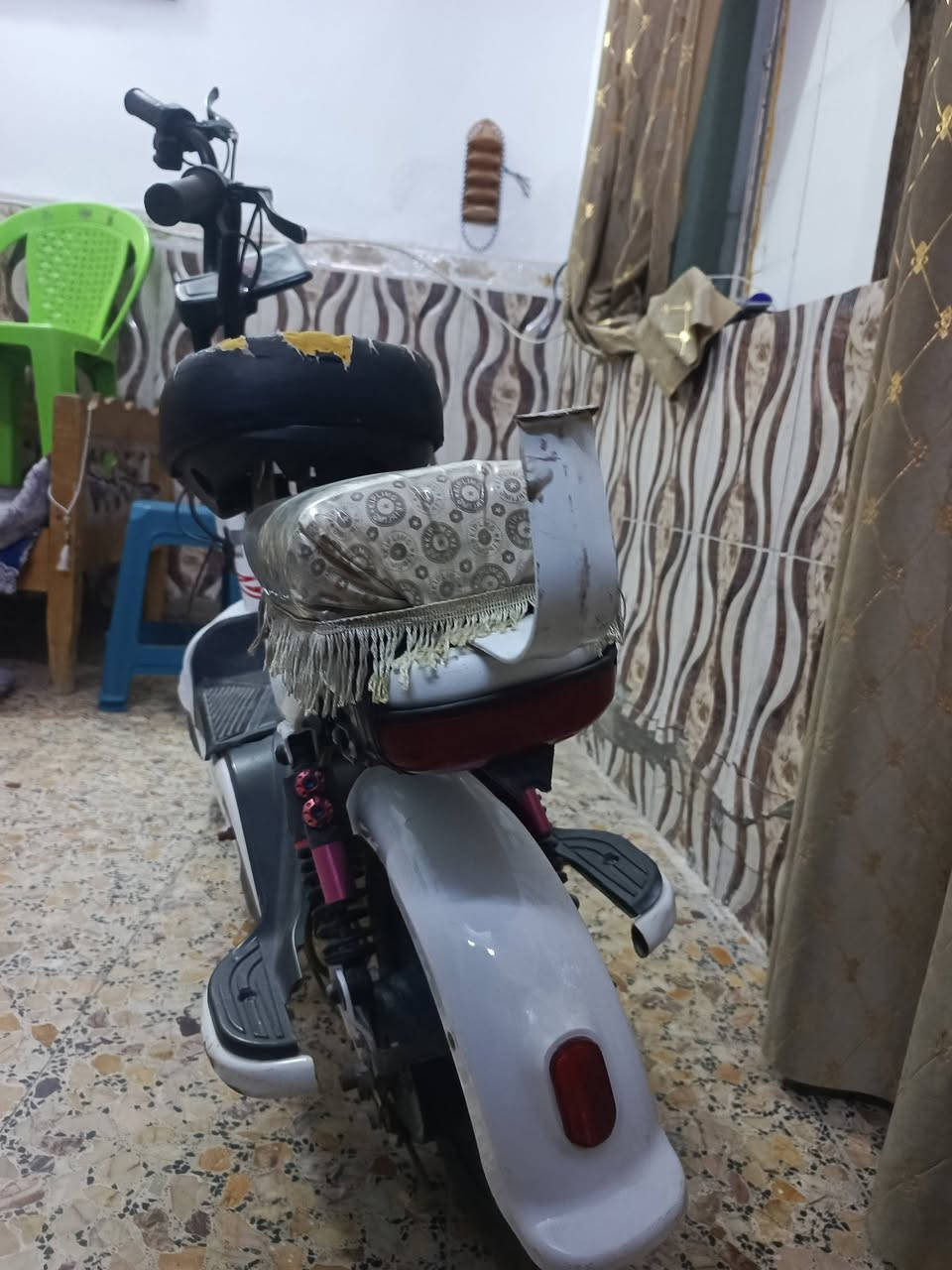 الشعب
سلام عليكم دراجه شحن حجم 14للبيع نقص بس عقل السعر 150وبيه مجال العنوان بغداد الشعب الاستفسار ***********
