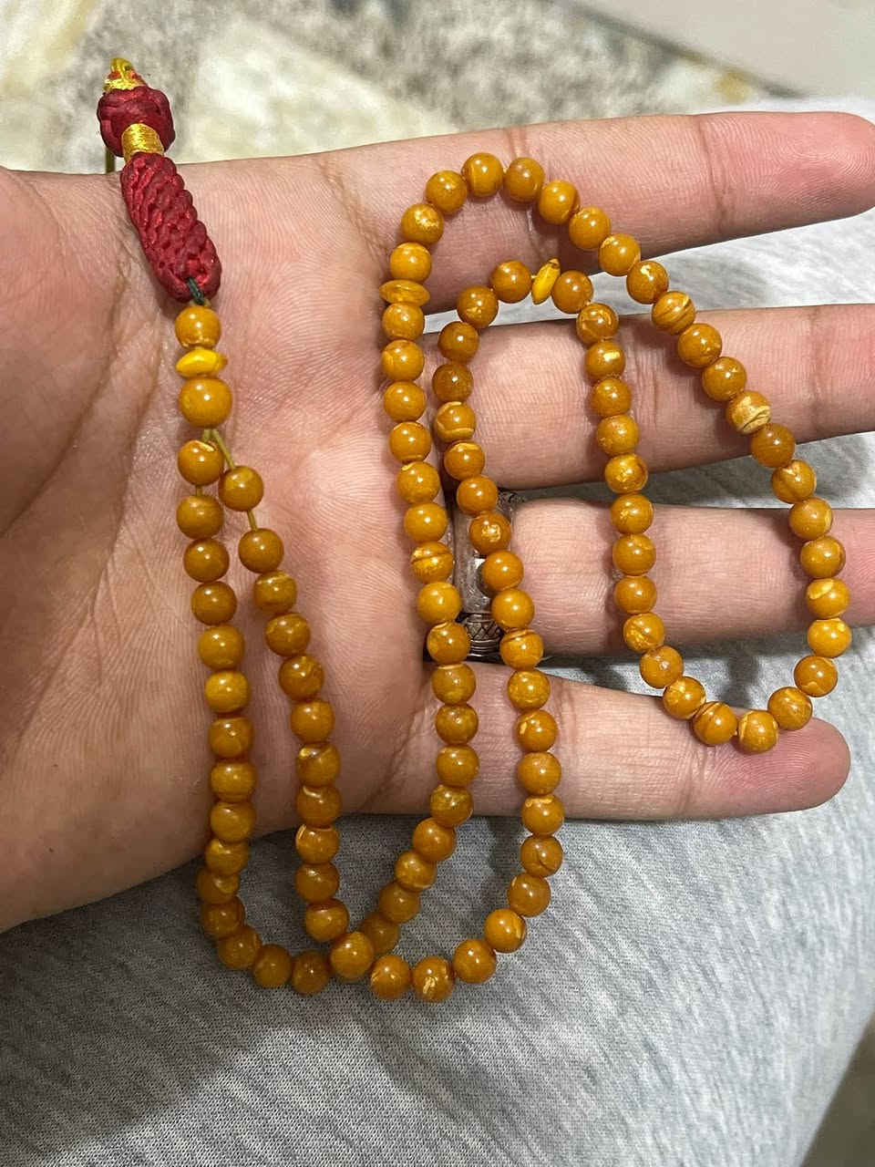 سلام عليكم للبيع كهرب الماني اصلي ناعمه ١٠١ ماعرف وزنه المانيه صحيحه بيه تشجير سعرها ونهايتها ١٠٠ الف بغداد مدينه صدر ***********

