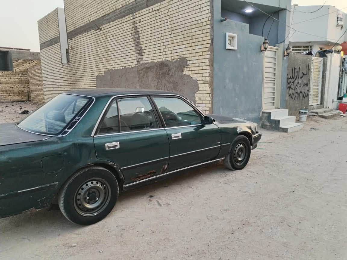 سلام عليكم مارك كربلائيه مديل 1991 سياره عوزها لايت وبك لايت مكينه بيها بخار الباقي كله مكفول من كص من نقل جثه من ضربه مكفوله رقم نكليزي سنويه ل30  
 ***********

