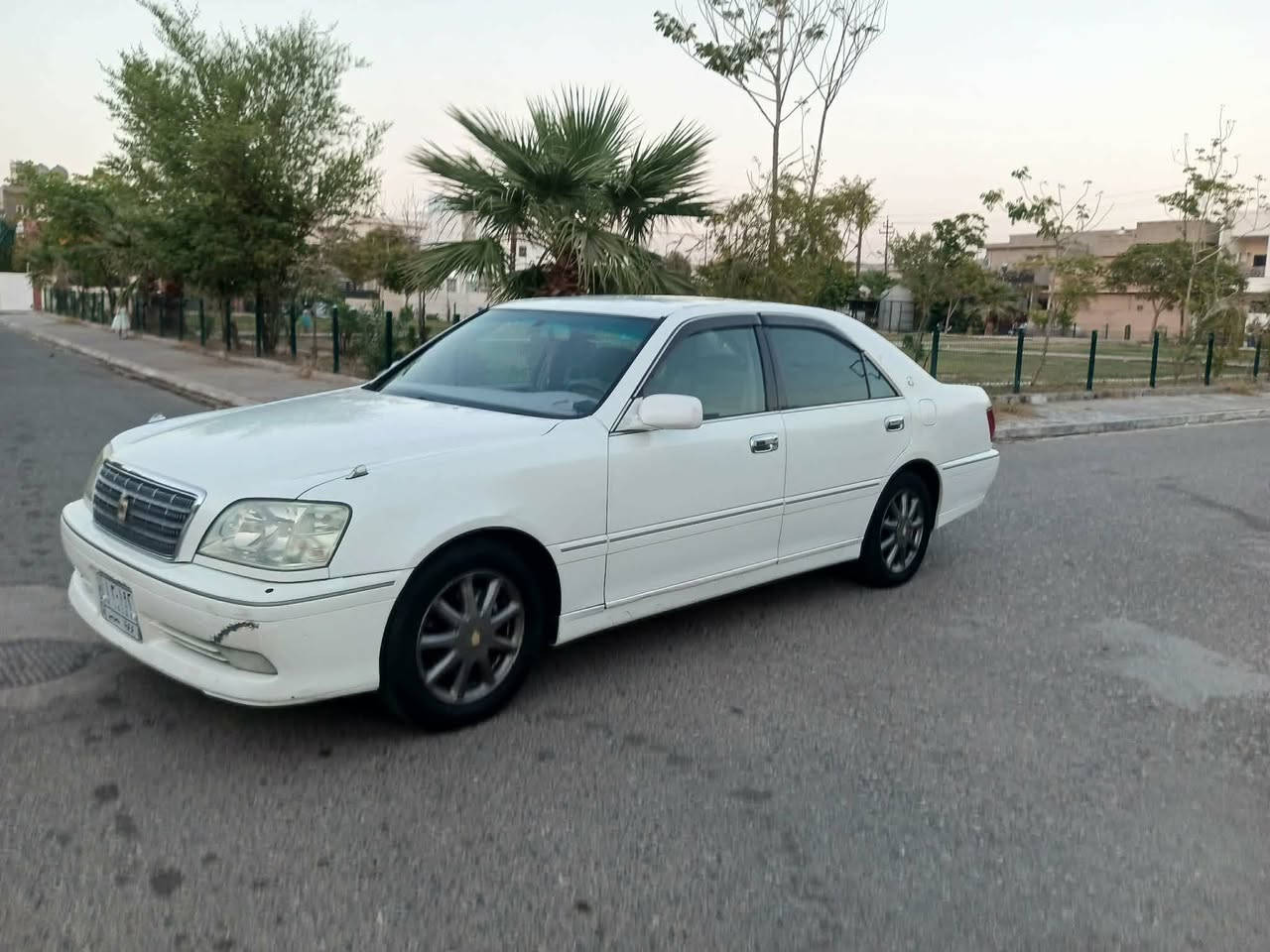 السلام عليكم تويوتا ملكه 2003 رقم كركوك قرار 102 معامله كامله هزه جديده بس باقي على الگمرك شرط الوكاله فقط محرك D4 وشاصي  كير و صدر تايرات تبريد كله بشرط السياره بشرط مكفوله من الدعاميه للدعاميه من الصبغ والحادث والضربه سياره جاهزه ما بيها كل نقص وكلها على وضع البلاد للبيع او المراوسه حسب القناعه
السعر 85 وبيها مجال بسيط للشراي 
العنوان كركوك 
رقم الهاتف ***********
رقم الهاتف ***********
