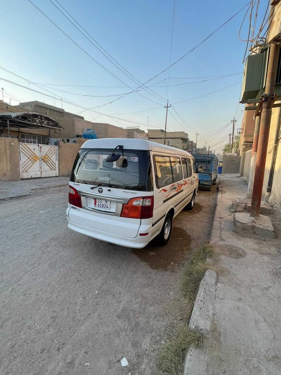 سلام عليكم فتون موديل 18 كفاله عامه زيرو ما مشتغله ماشيه (70) الف حقيقي سياره بلاديه على وضع الشركه قطره خياس ما بيها جاملغات مغلفه تخم تاير ويل صار سبوع من شادهن مكاني بغداد رقم الهاتف *********** مامتواجد خاص
