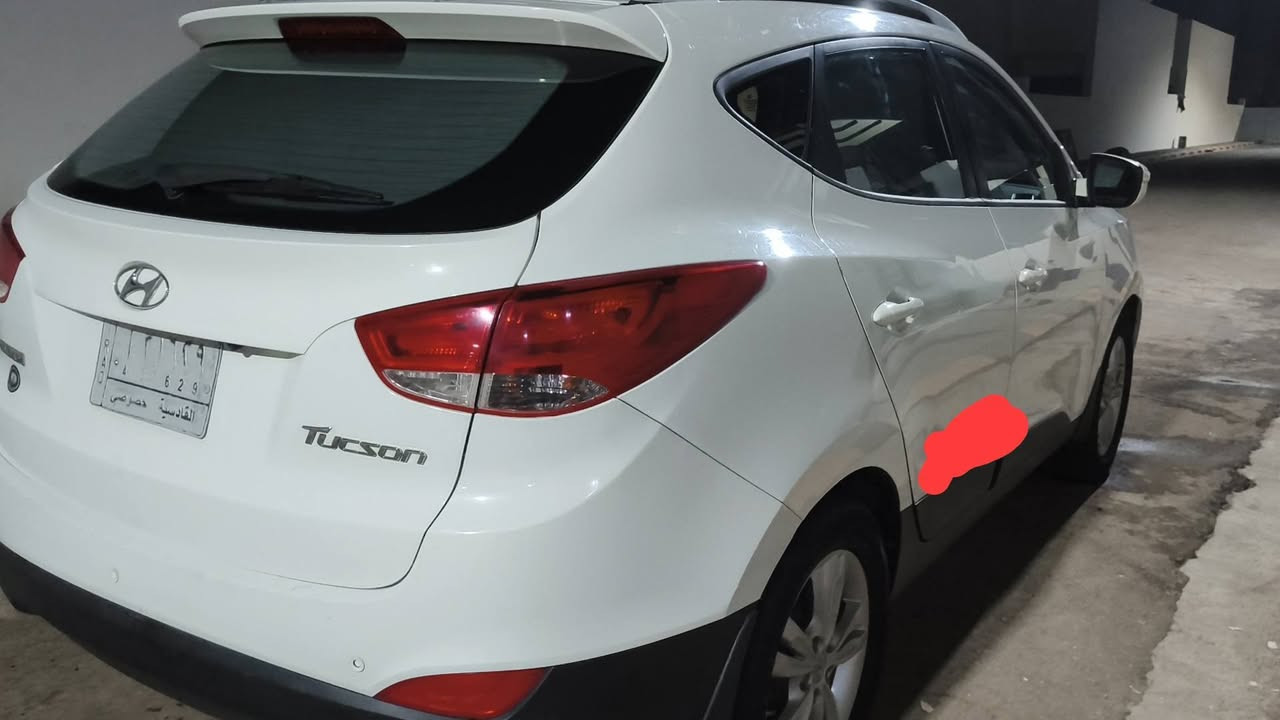 Tucson 2012
بانوراما
تخم تاير جديد
تبريد 
مكينه 2000 دوش لاتنقيص ولاتبخير 
ماشبه 240 
بيه تبديل بنيد 
وبارد مكانين 
جديدة
125 وبيه محال قليل
بسمي 
مكاني الديوانية

***********

