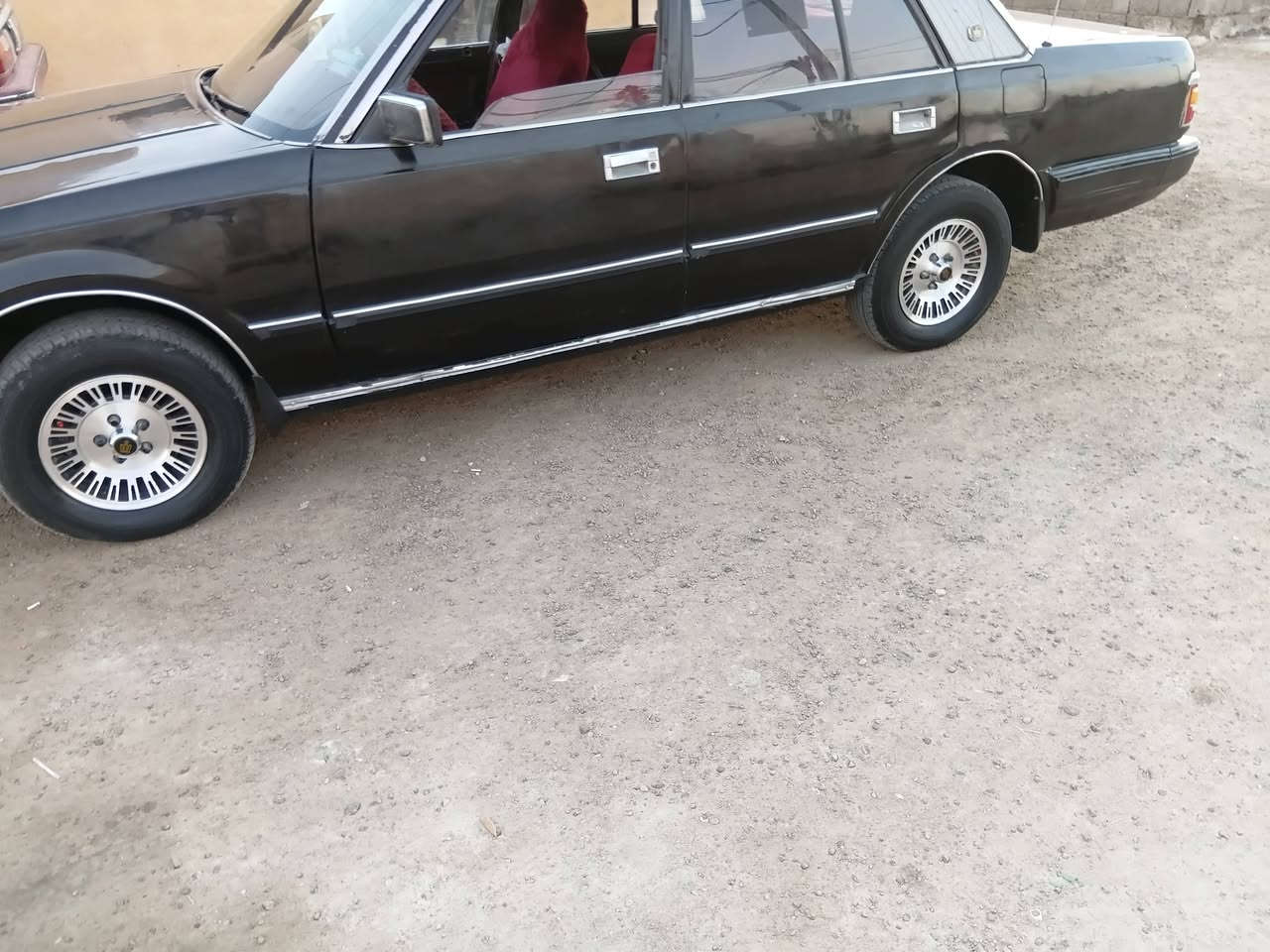 سوبر موديل ٨٤ مكفوله من العيب الشرعي والضربه مصبوقه جماليه كير ومكينه ونجي شرط كفاله تخم تاير حداديه جديده سنويه جديده بسمنه تحويل ثاني يوم رقم انكليزي ميسان مكاني ذي قار قلعة سكر ل *********** السعر ٣٤ وبيها مجال بسيط
