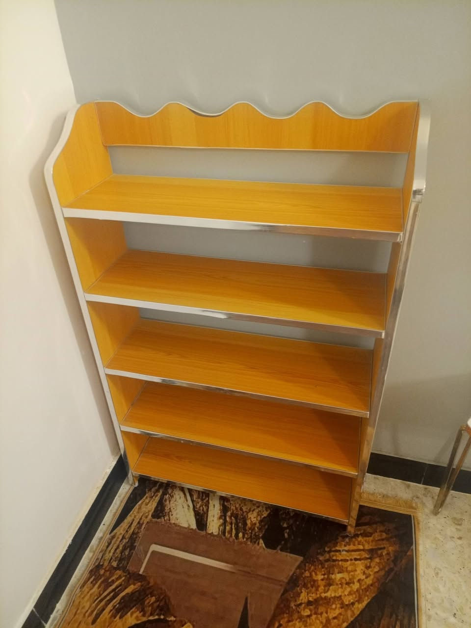 كلمن وسعره العنوان العبيدي الرئاسة شارع 20 

***********
