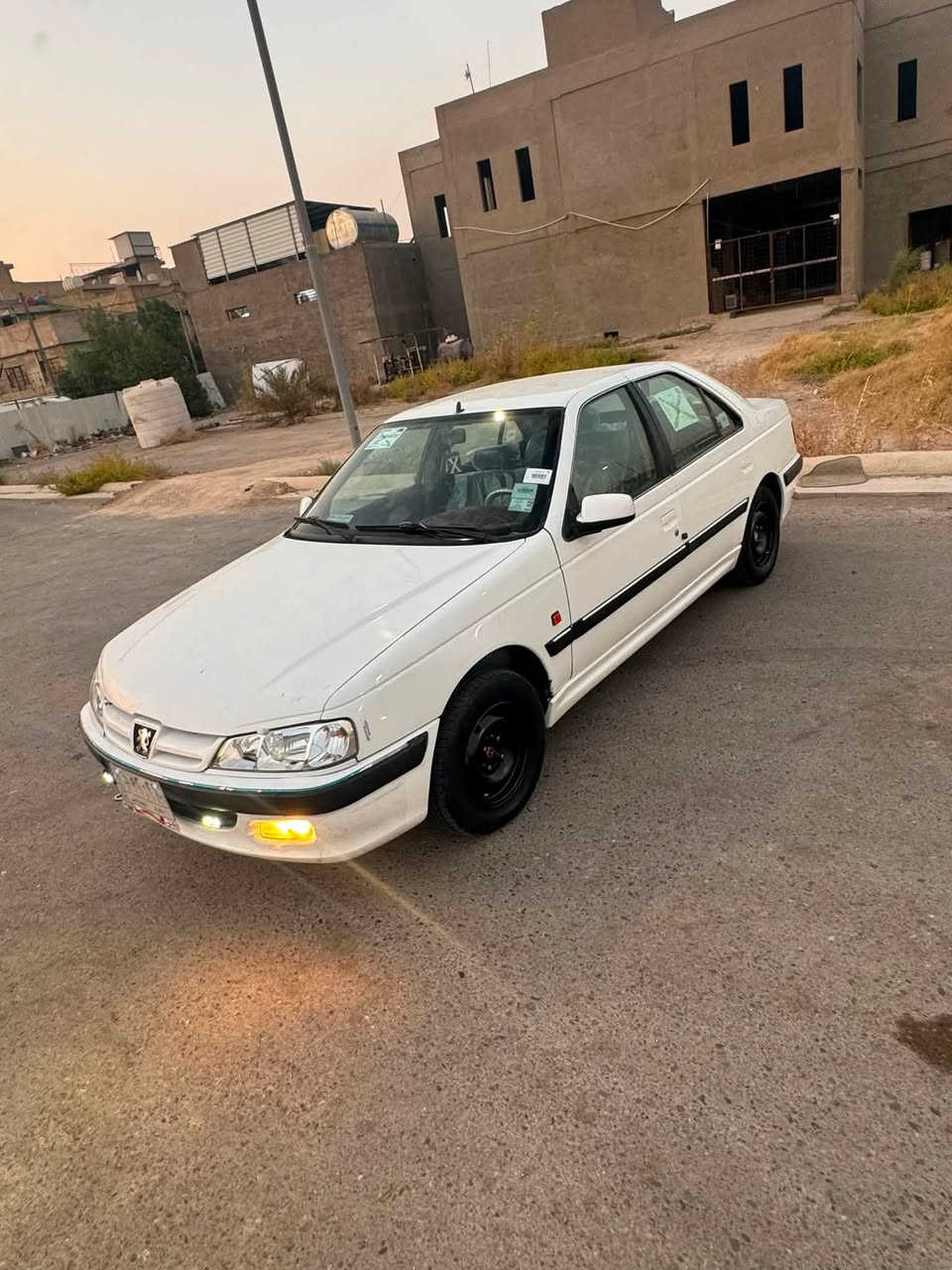سلام عليكم بيجو بارص موديل ٢٠١١ كير محرك جدد تخم تاير جديد صبغ وياله حراري لأضربه ولا تبديل صبغ شي بصيط تحويل مباشر سعر ٤٧ وبيها مجال بصيط مكاني بغداد تبريد ثلج صدر مامي خلفي جديد ***********
