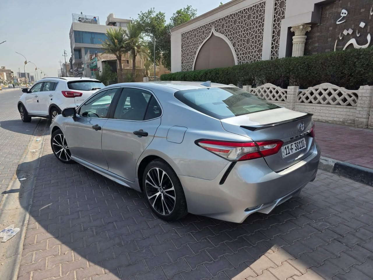 كامري 2019
فول فتحة سقف
Se Plus
2.5 بانزين ماشية 93الف ميل
رقم بغداد حره باسمي
بصمة و دخول ذكي
رادار جانبي بالمراية نقطة عمياء
شفتات ستيرن رادات امامي
كرسي السايق كهرباء مثبت سرعة تفاعلي رادار تحديد المسار
السيارة جاهزة من كلشي ما ناقصها شي كله محسن و دهن اصلي
الضررجاملغ مبدل نفس اللون بلادي و بنيد مصبوغ. و بيها جاملغ الثاني و باب السايق كلير
الدعاميات مصبوغة للجمالية
سونار مرفق وية الصور
سعر ١٤٧ وبي مجال
رقم راعيها 
***********

