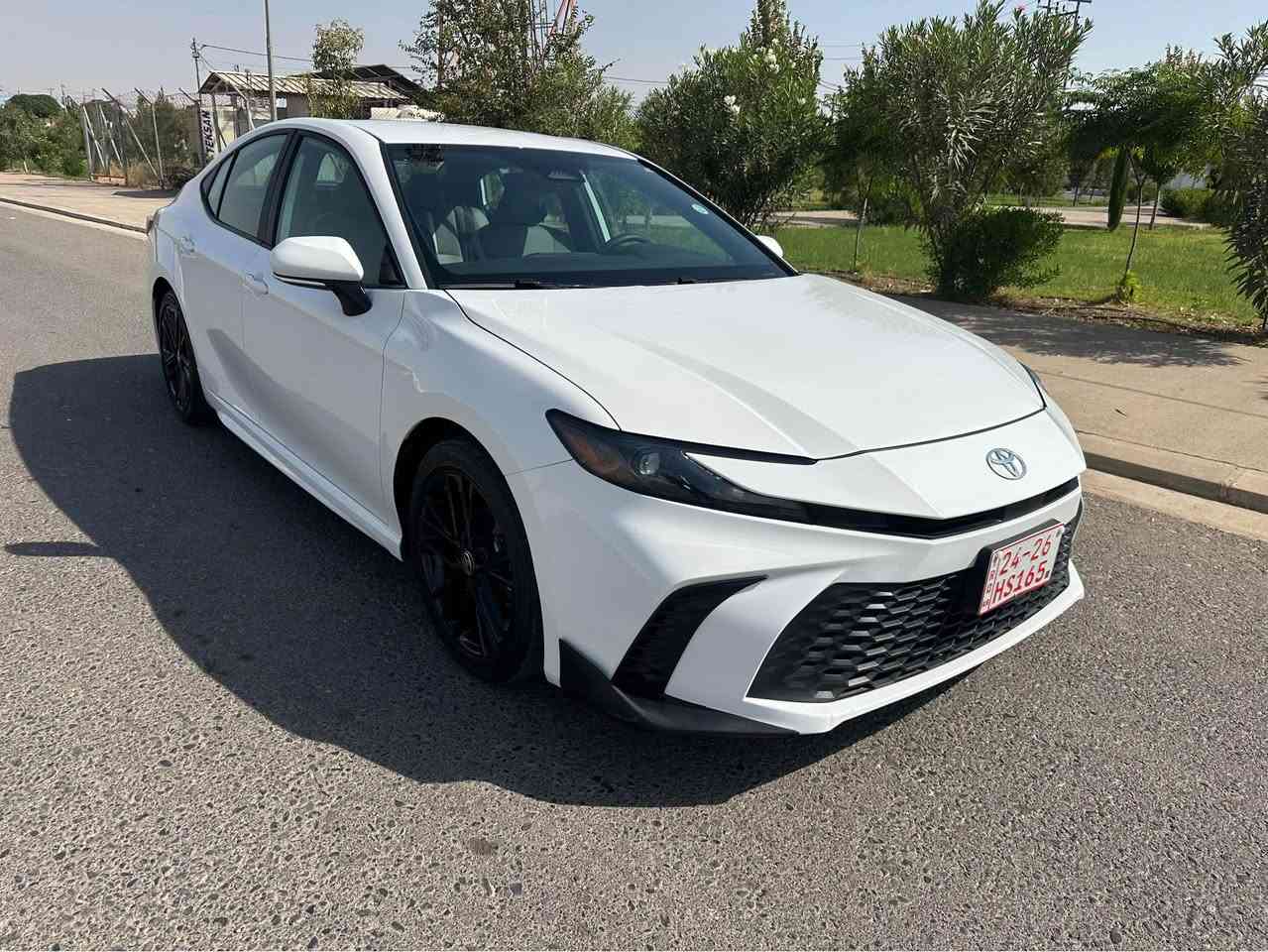 تويوتا كامرى ٢٠٢٥ SE هايبريد(بئ بوياغ) بدون صبغ 
محرك/ مةكينه ٢٥٠٠ بنزين ⛽️ + كهربائي ⚡️ 
بصمة رادار ٣٦٠ درجة 
كوشن جلدو كارةبايى خةتى جادة و توقيف ذاتي 
زور مواصفاتى تر كةميك جاملغى سايق تعديلة pdr
بئ كرانةوةو بوياغ هيچي نيه دعامى بو دةعامى بئ بوياغه بةشةرت بئ و ژوورئ 

سيارة دعامية للدعامية مكفولة فقط شبر جملغ سايق تعديل بدون دواخل وبدون تبديل وبدون صبغ بشرط كير ومحرك كهربائي كلة مكفولة بشرط مكان اربيل 
*********** واتساب أربيل, العراق
