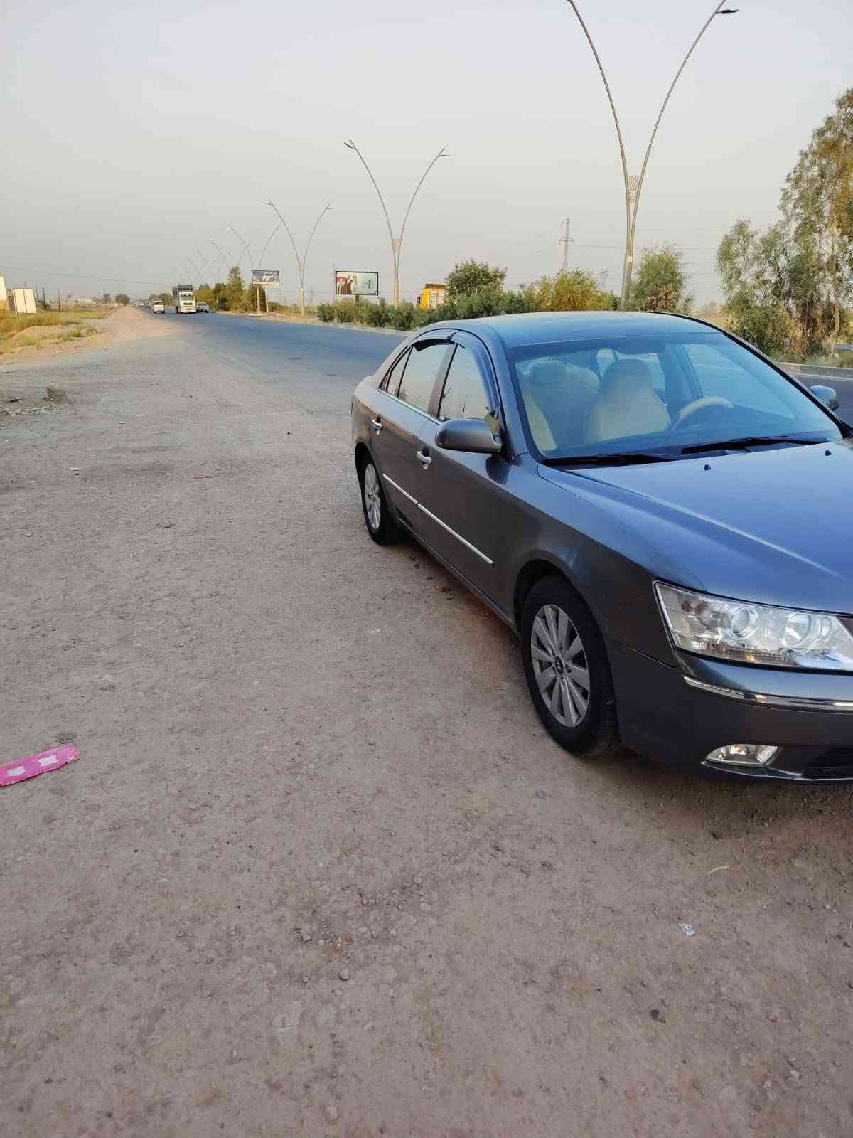 سوناتة موديل 2009
وارد امريكي
رقم بغداد 
كير محرك تبريد كلة مكفول
السيارة مصبوغة اربع قطع ابيعلك احزام بدون دواخل
السعر 95 وبيهة مجال
***********
المكان ديالى .....
