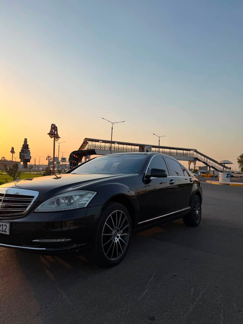 مارسدس وارد ياباني  s500 كلاس 2006 محدثه 2013  سياره جديده ماشيه 105 بريحة الشركه بيه 3 قطع صبغ ثنين بل يابان جاملق صفحة السايق وداير مال رقم الخلفي  وحده شبر بل عراق سياره فول مواصفات رقم بصره بسمي 

1-تحديد مسار 
2- مثبت سرعه 
3-تدفع وتبريد كشنات 4 
4-تحكم ستيرن 
5-بيبان + صندوك شفط 
6-لد داخلي 
7-بنراما 
8-بردات 5 
9-تبريد خلفي 
10- ويل اصلي 
11-لايت زنون
12- تحكم رياضي وسبورت وعادي 

بيه نواقص خفيفه كلش 
سياره جاهزه بسمي رقم بصره A 
ابيع بيه فايبره كير
للتواصل واتساب 

+964 771 119 5558

