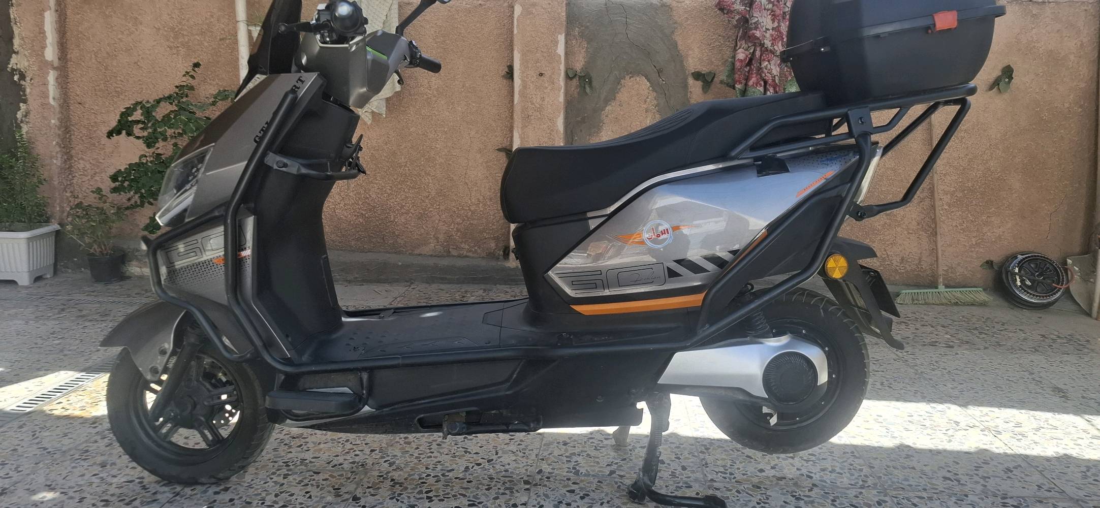 دراجه ادراغون مدرعه شحن كامل المواصفات السعر  ١مليون وبيها مجال شي بسيط