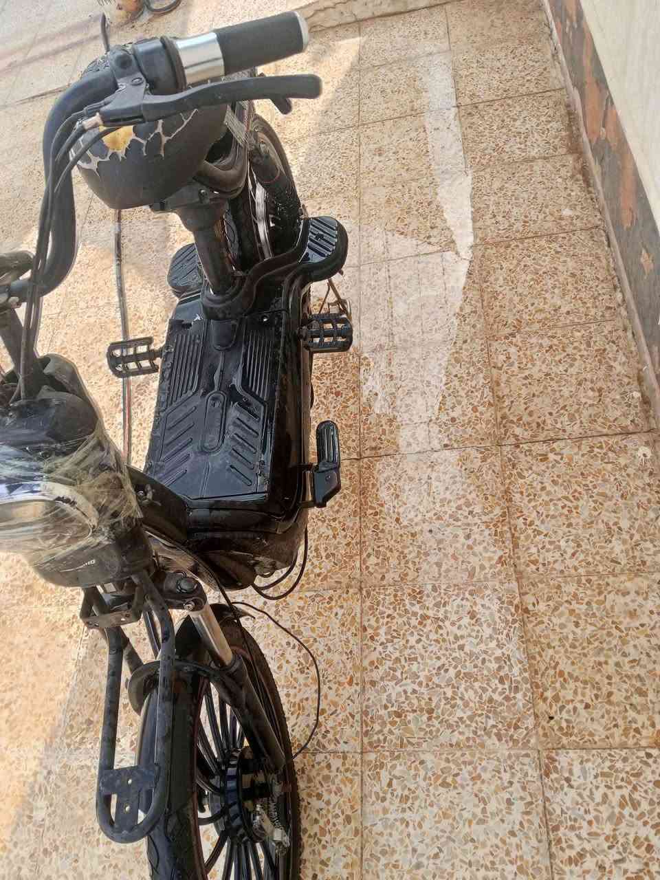 ماطور شحن • حجم ٢٠ • بدون بطاريات