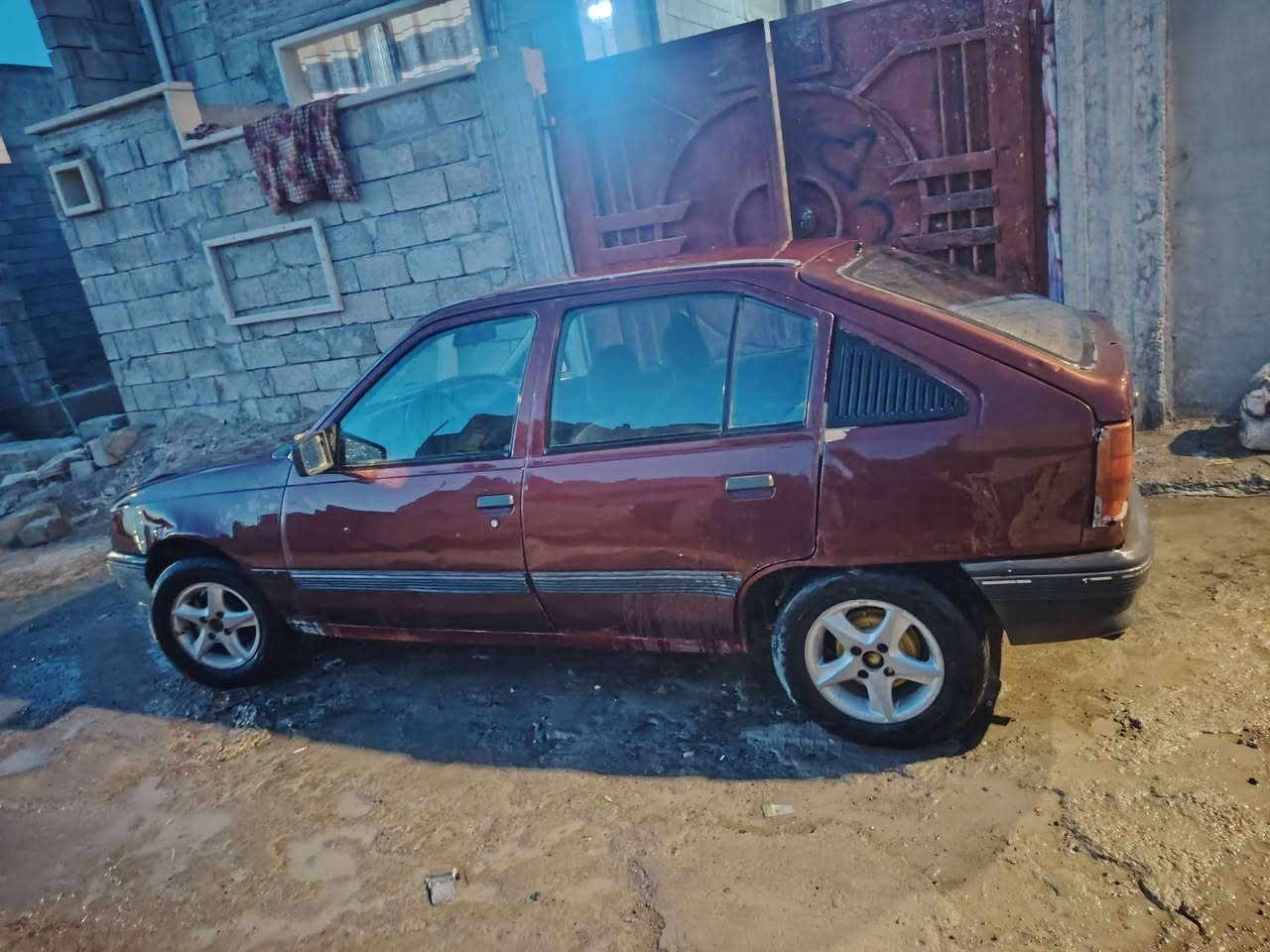 كاديت للبيع حجم 16 سياره نضيفه شرط تحويل كاربون متوقف سنويه خضره مكاني حي الملايين السعر 17 وبيه مجال ***********
