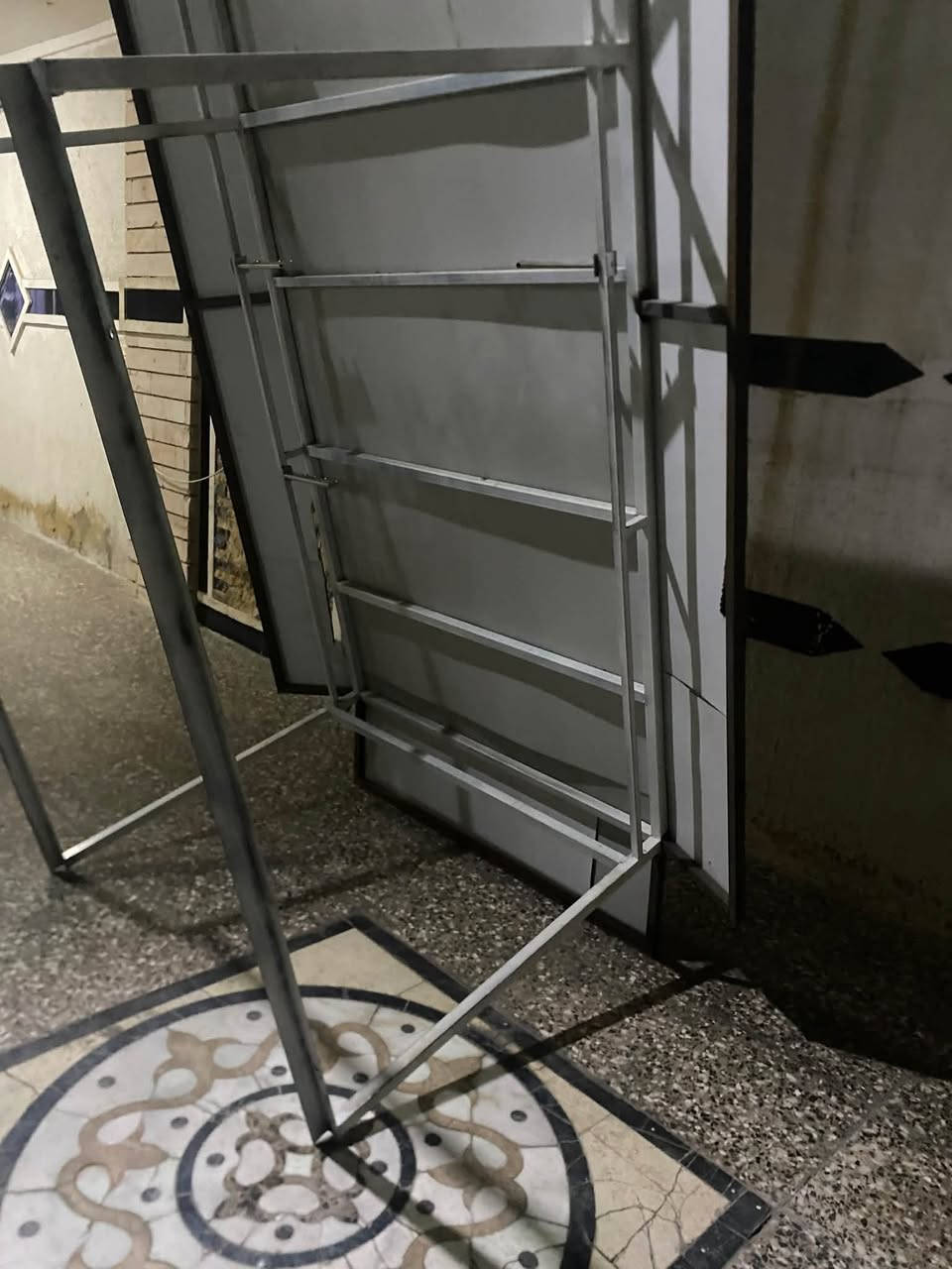 جديد • مغلف • بلاش