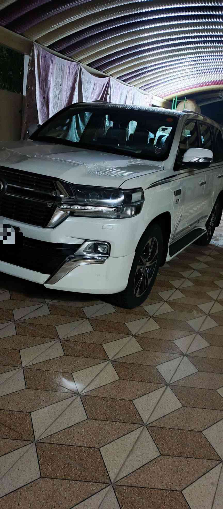 لاندكروزر • ٢٠١٦ • رقم اربيل