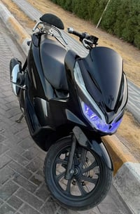 للبيع pcx جيل الثالث ياباني ياباني محرك 150cc مكفوله محرك كهربائيات حس...