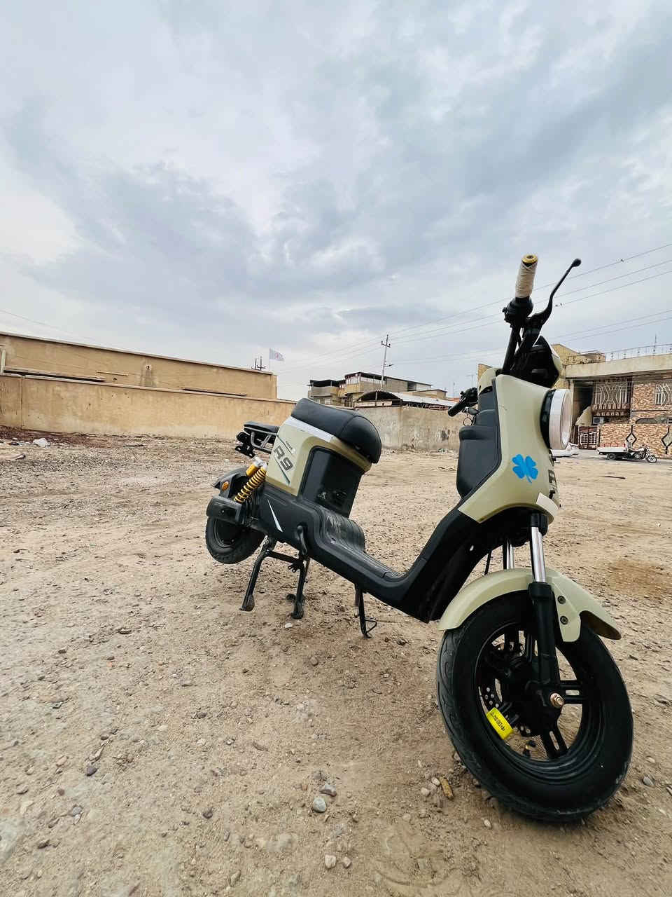 R9 • موديل ٢٠٢٦ • ٥ بطاريات