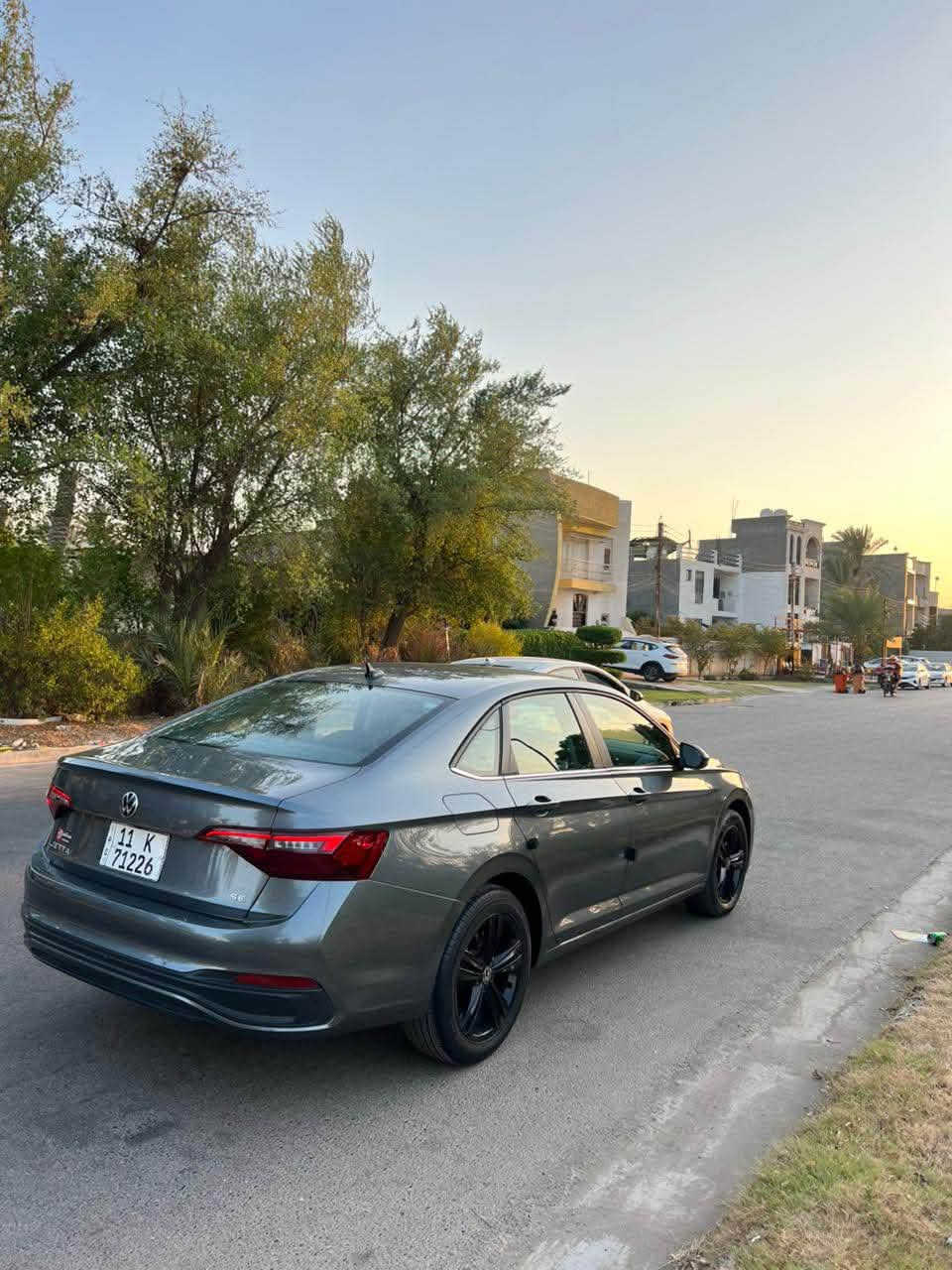 جيتا 2024 امريكي
حادثه بنيد معدل نفسه ومصبوغ 
وصور حادث منزله 
ماشيه ٢٥ الف
مواصفات SE 
فول بدون فتحه 
بصمه 
جلد 
رادرات 
باقي المواصفات 
السعر 145$ وبيه مجال
مكان السياره بغداد حي الجامعه 
☎️ ***********
