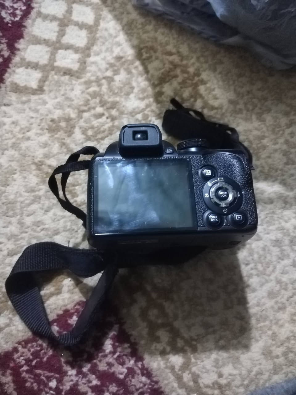 كامرا فوجي • رام • واتساب