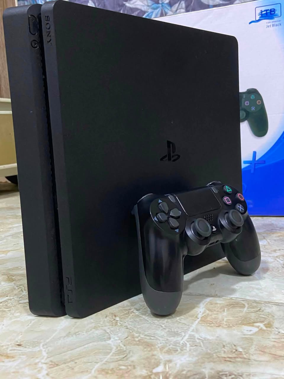 السلام عليكم اخواني 🤝
بلي ps4 slim 500gb✅
للبيع 🤝
ذاكره 500gb💽
ملحقات الجهاز ✅
يد اصلي عدد١✅
و كيبل HDMI✅
كيبل بور ✅
قرص gta5✅
الجهاز صار سبوع من اخذته ب ٣٢٥ الف من مركز باندا الجهاز اخر تحديث بس اريد ابيعه بسبب ضرف محتاج فلوس ضروري الجهاز لك ستيكر لا مفتوح ولا مصلح نضافه ٩٩٪؜ الجهاز كلش حلو و انطي بي ضمان ❤️
السعر ٢٨٠💵
مكاني بغداد الدوره 📍
للستفسار اكثر تفضلو خاص او اتصلو على الرقم
*********** 
الرقم بي واتساب ❤️
