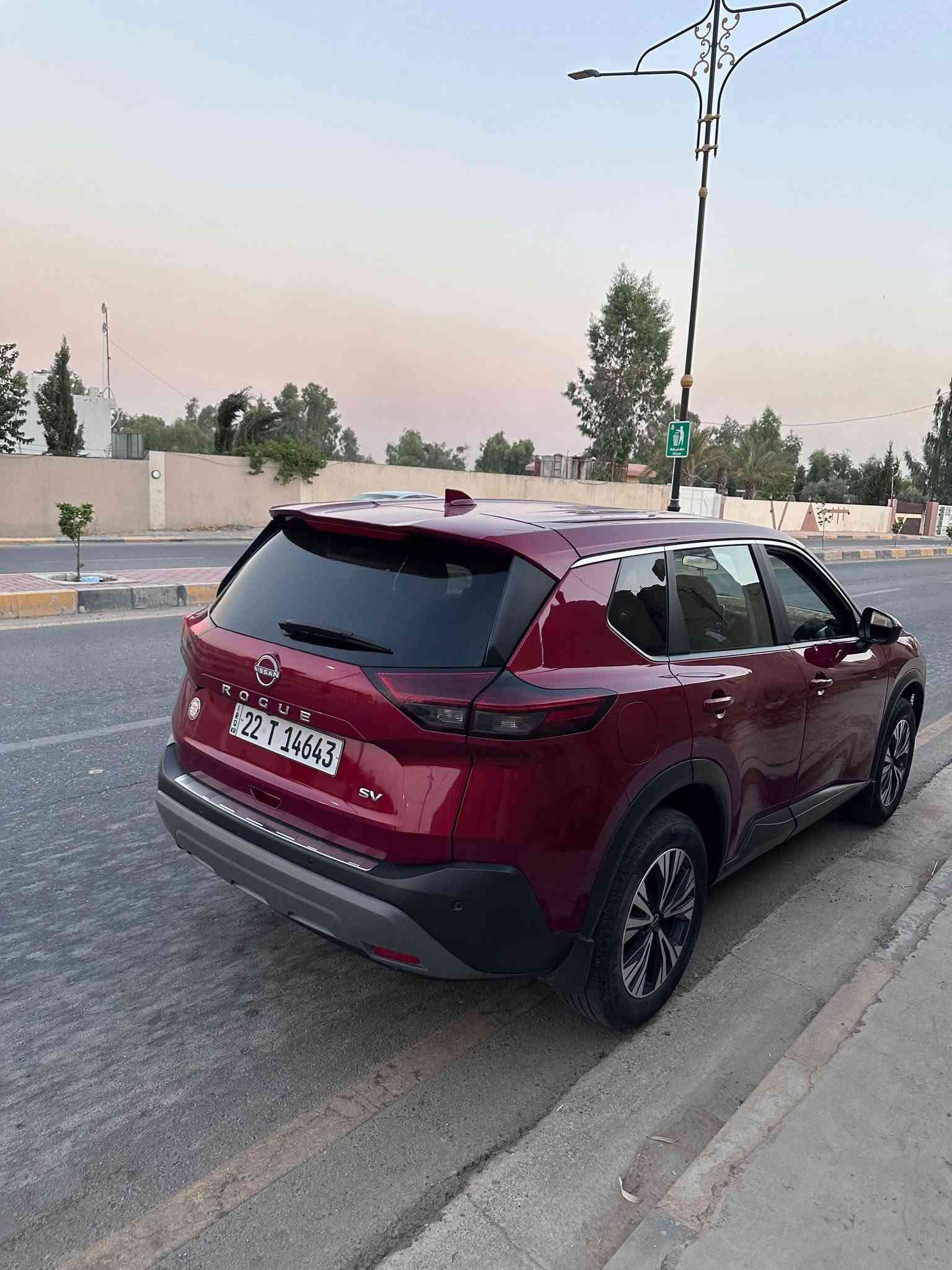 مبرمحة على البانزين العادي 
روج نظيفة جدا  بدون صبغ بدون حادث بدون ارباك.. اصبع بارد فقط  موديل 23  .... 1500توربو. 
مكانها سامراء.. *********** مراوس.. 
او بيع.. السعر 150 وشرط ما تلگة بنظافتها 
واهم شي ما تحتاج محسن.. 
وكلشي أكو بالسوگ
