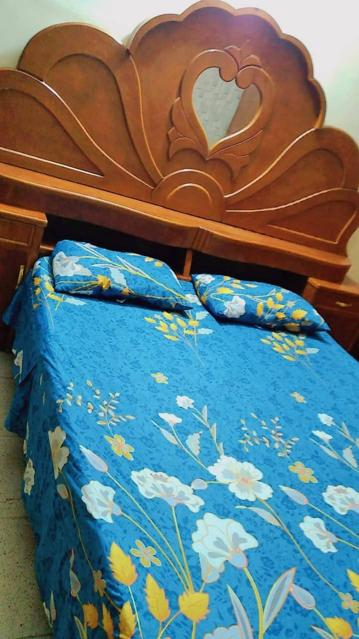 السلام عليكم.. غرفه نوم 💤 كامله للبيع بالاضافه الى زاويه.
***********.
