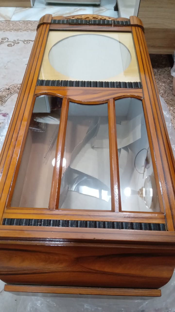 سلام 👋 عليكم 
للبيع ساعه انتيكا انتاج 1979 صنع صيني إستيراد المنشاء العام السواق المركزية نضافه عالية جدآ جداً ع وضع شركه نقصها كارتون 
ليرغب بل شراء يراسل الصفحة خاص فقط او تصال 
***********

