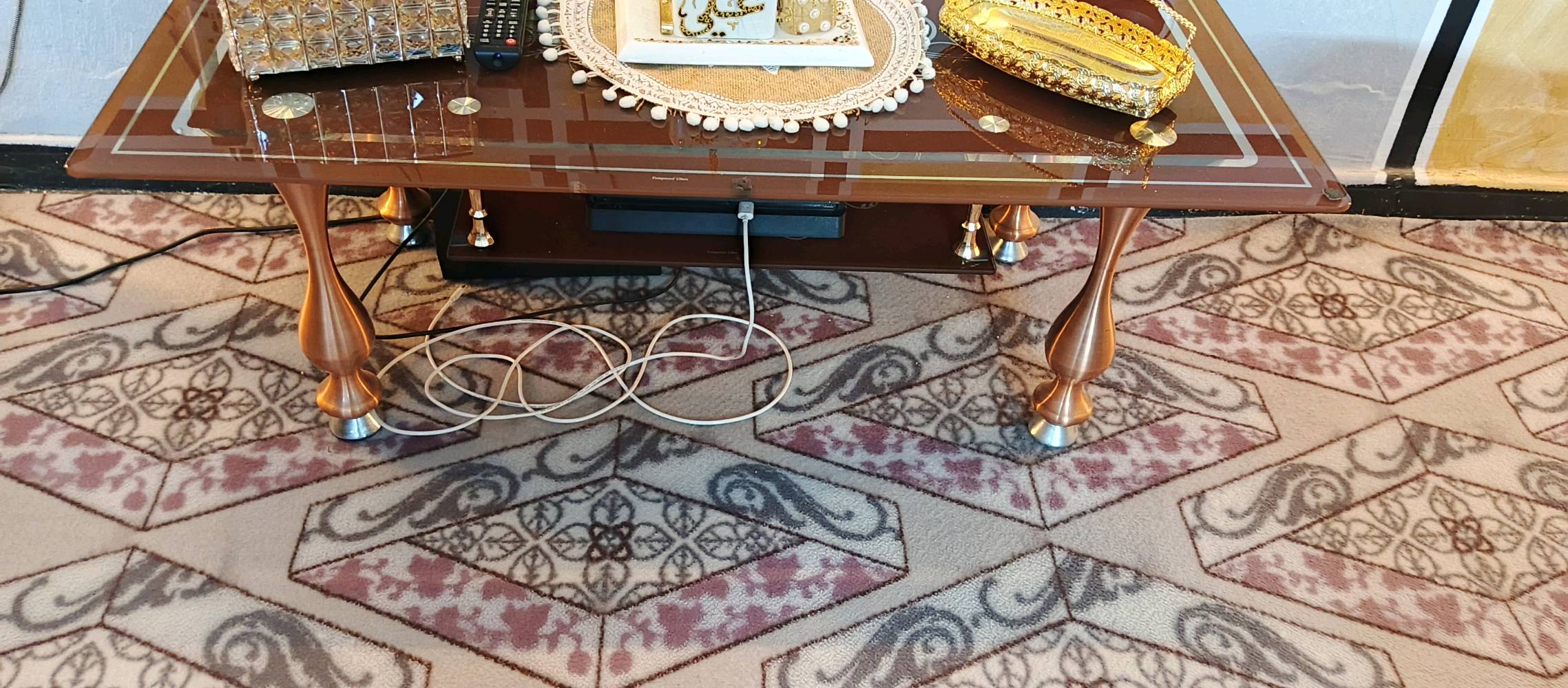 غرفه نوم تركي باب اول السعر 650
ميز طعام تركي خشب 6 كراسي 150
طباخ مصري فريش باب اول 225
طبلات جام كبيره 4 صغار 65
جهاز تكبيس بثوث 15
بغداد حي الإعلام 
***********
واتساب